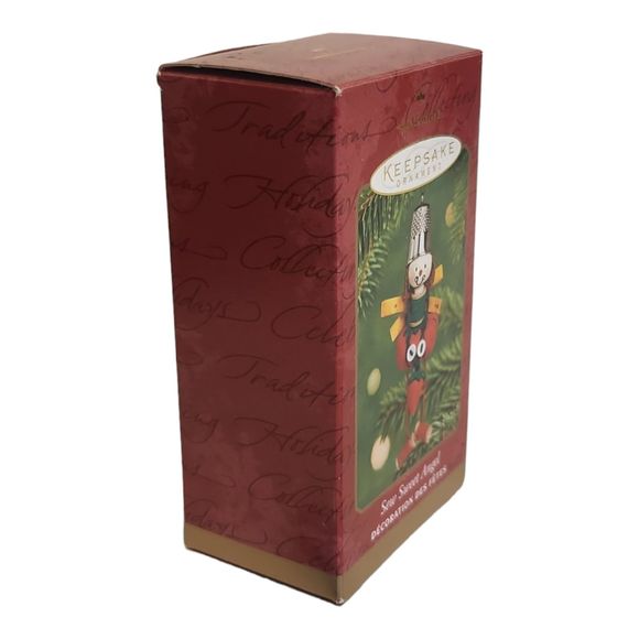 Sew Sweet Angel Hallmark Keepsake Ornament 2001 Sculpted by Sue Tague - Picture 11 of 13